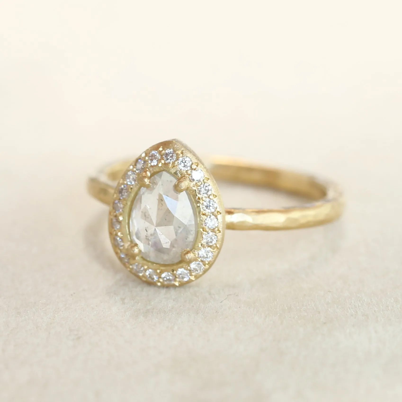 0.94ct icy Grey diamond ring