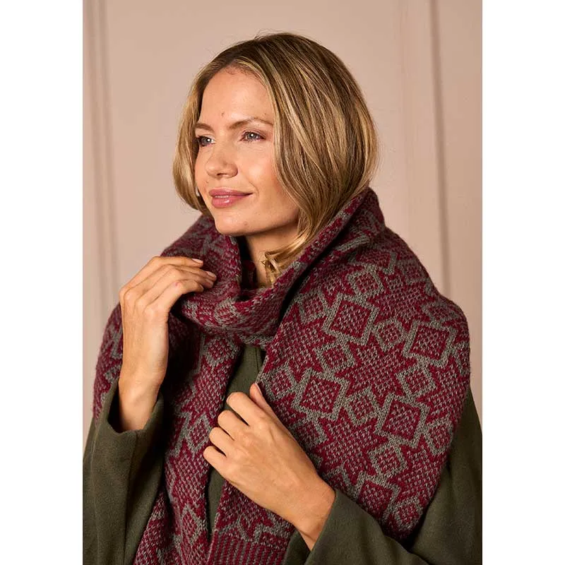 Bright Star Scarf by Martin Storey in Rowan Moordale - Digital Version