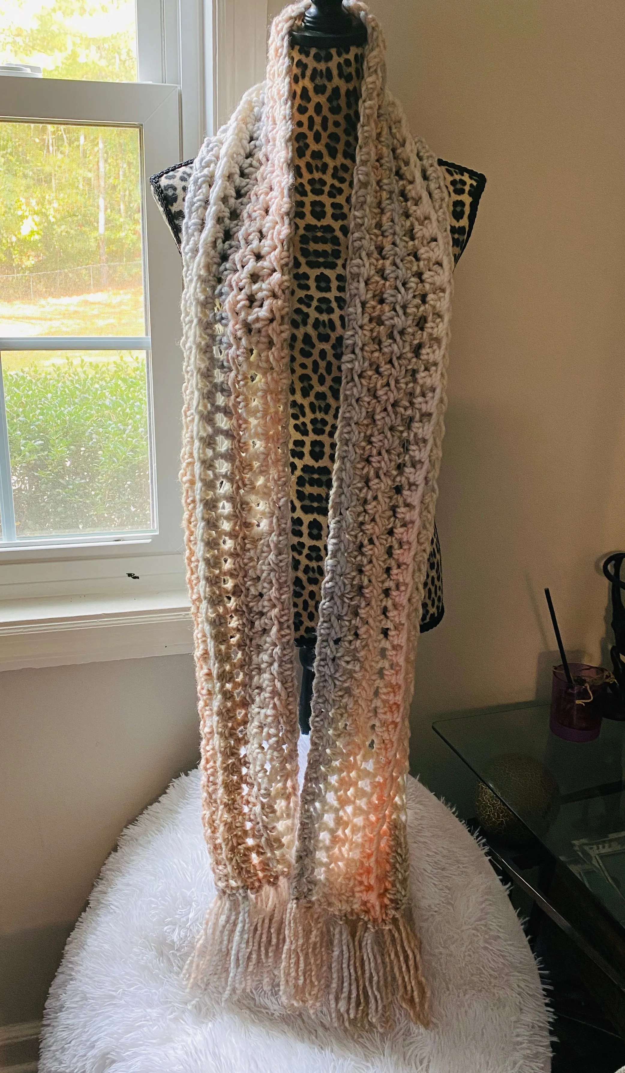 Chunky fringe scarf