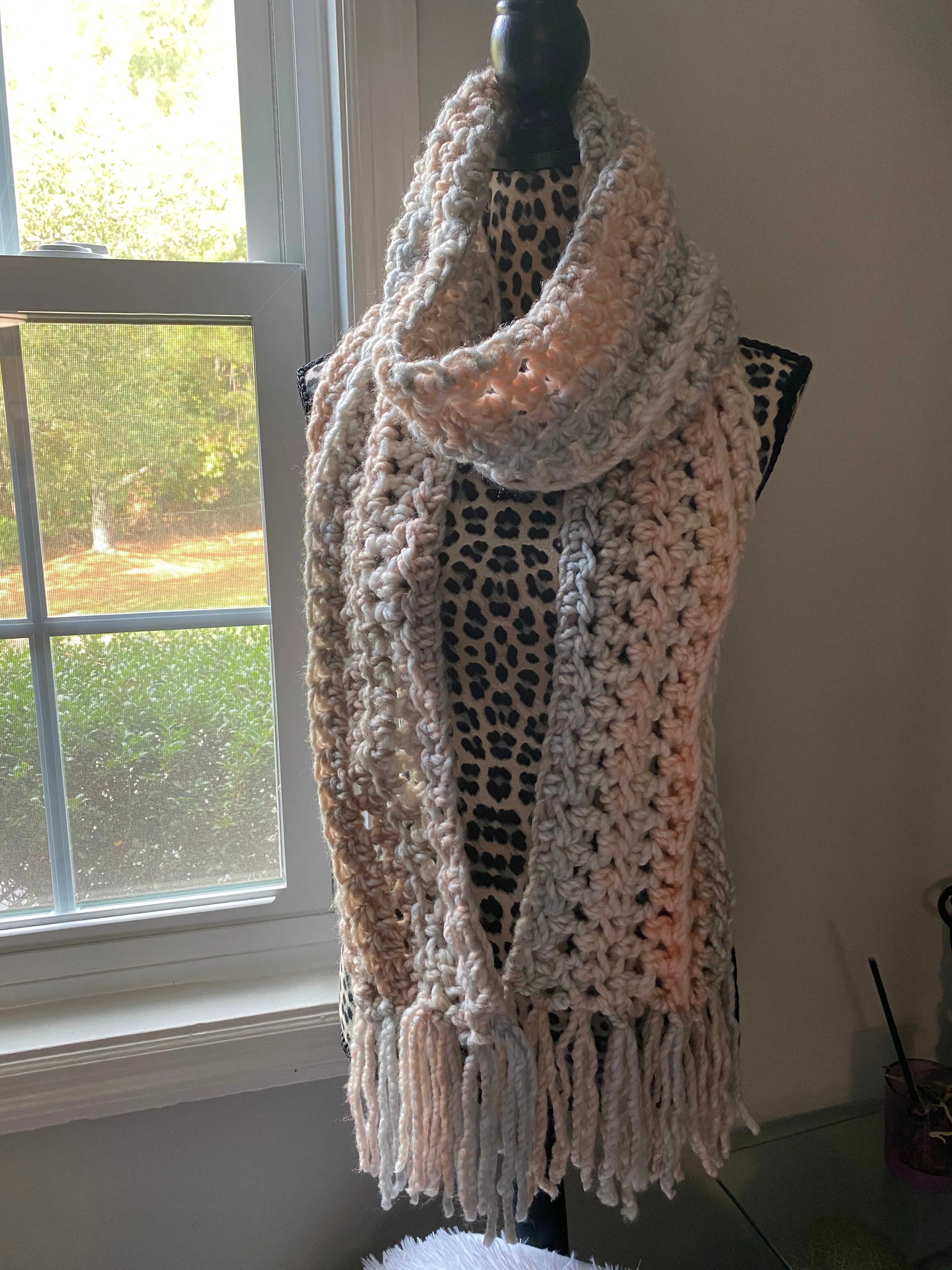 Chunky fringe scarf