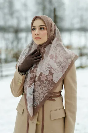 Disney's Frozen Buttonscarves Square - Wood