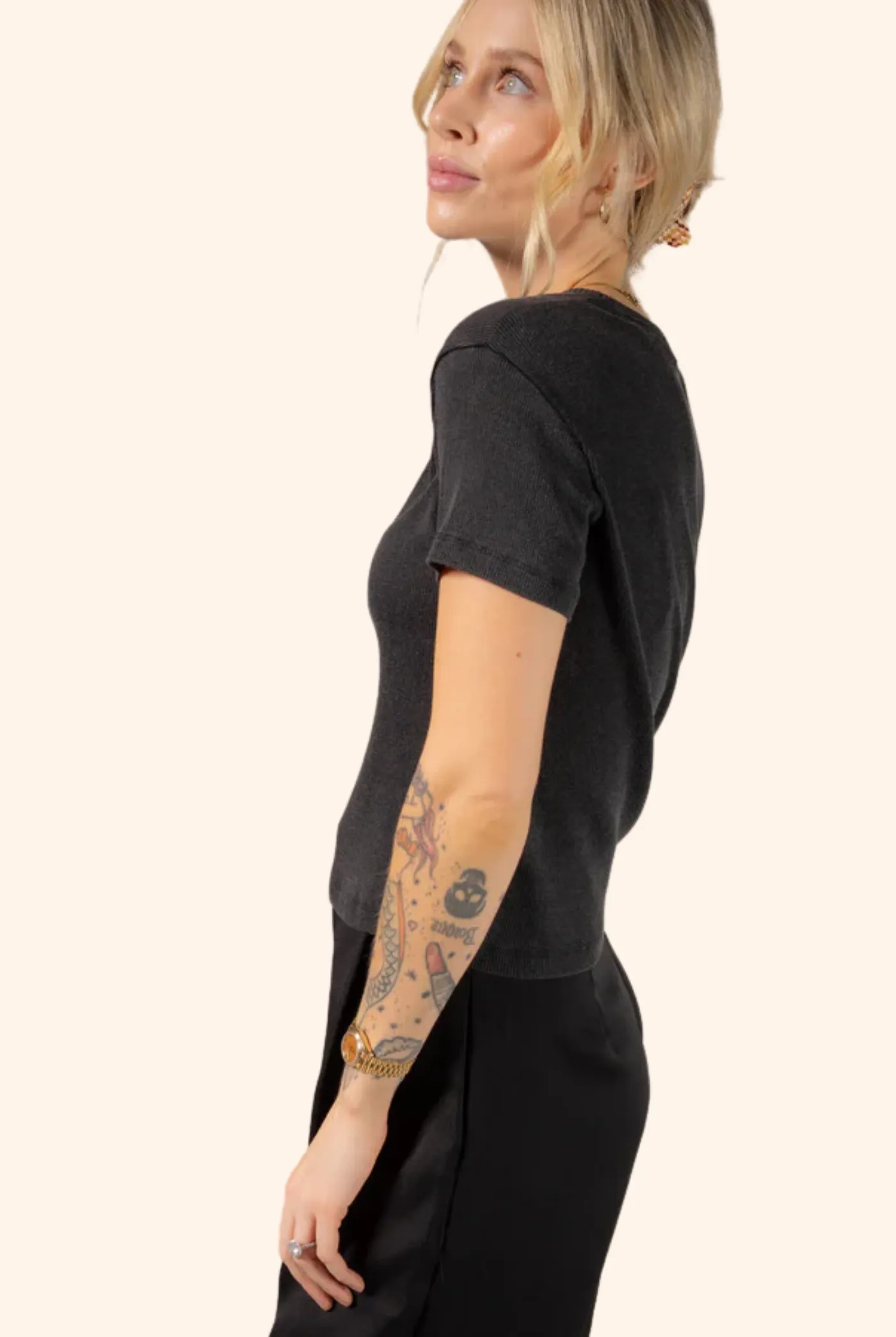 Essentials Baby Tee Black Snow