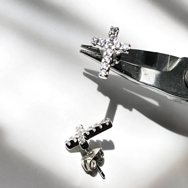 Icy Cross Studs (Steel)