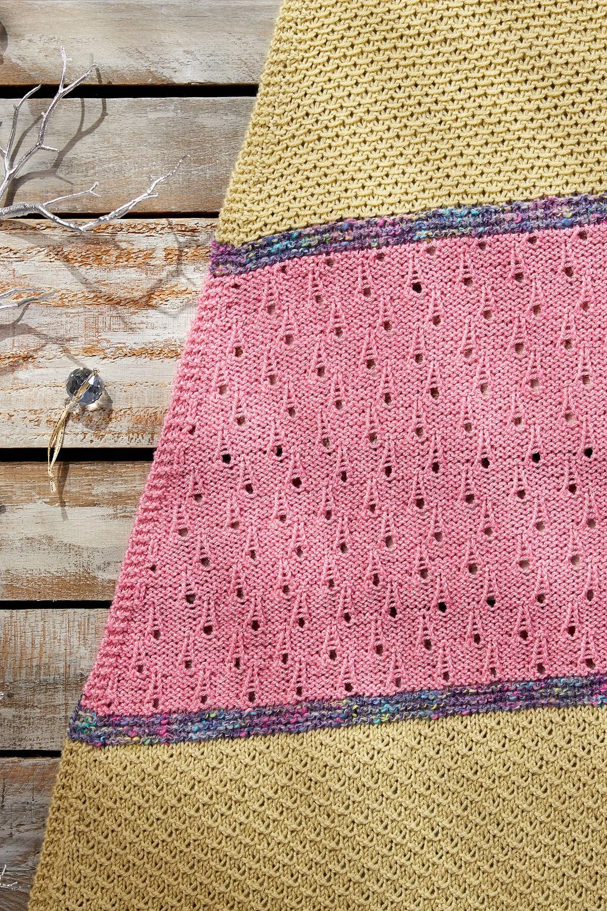 Illuvia Shawl