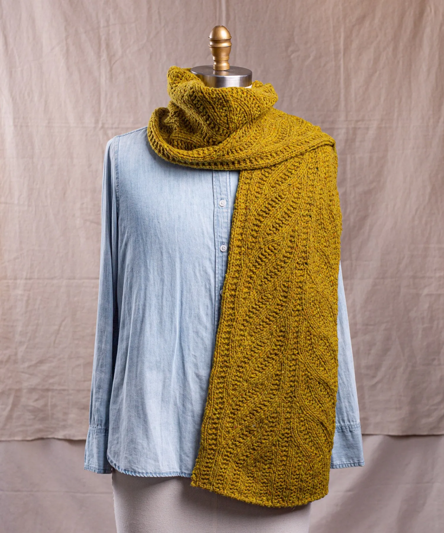Nidus Scarf | Design Sample