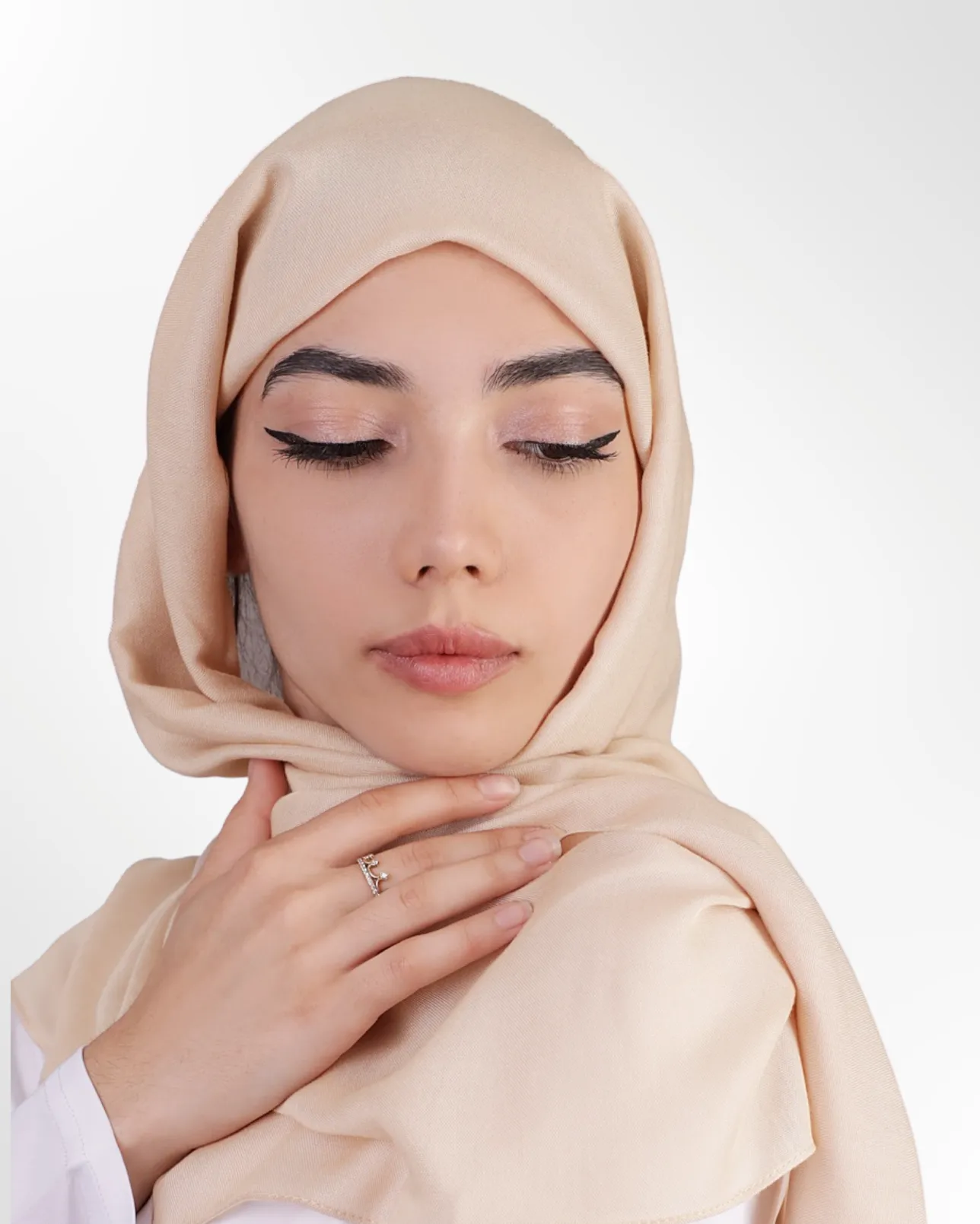Premium Modal Hijab – Desert Sand