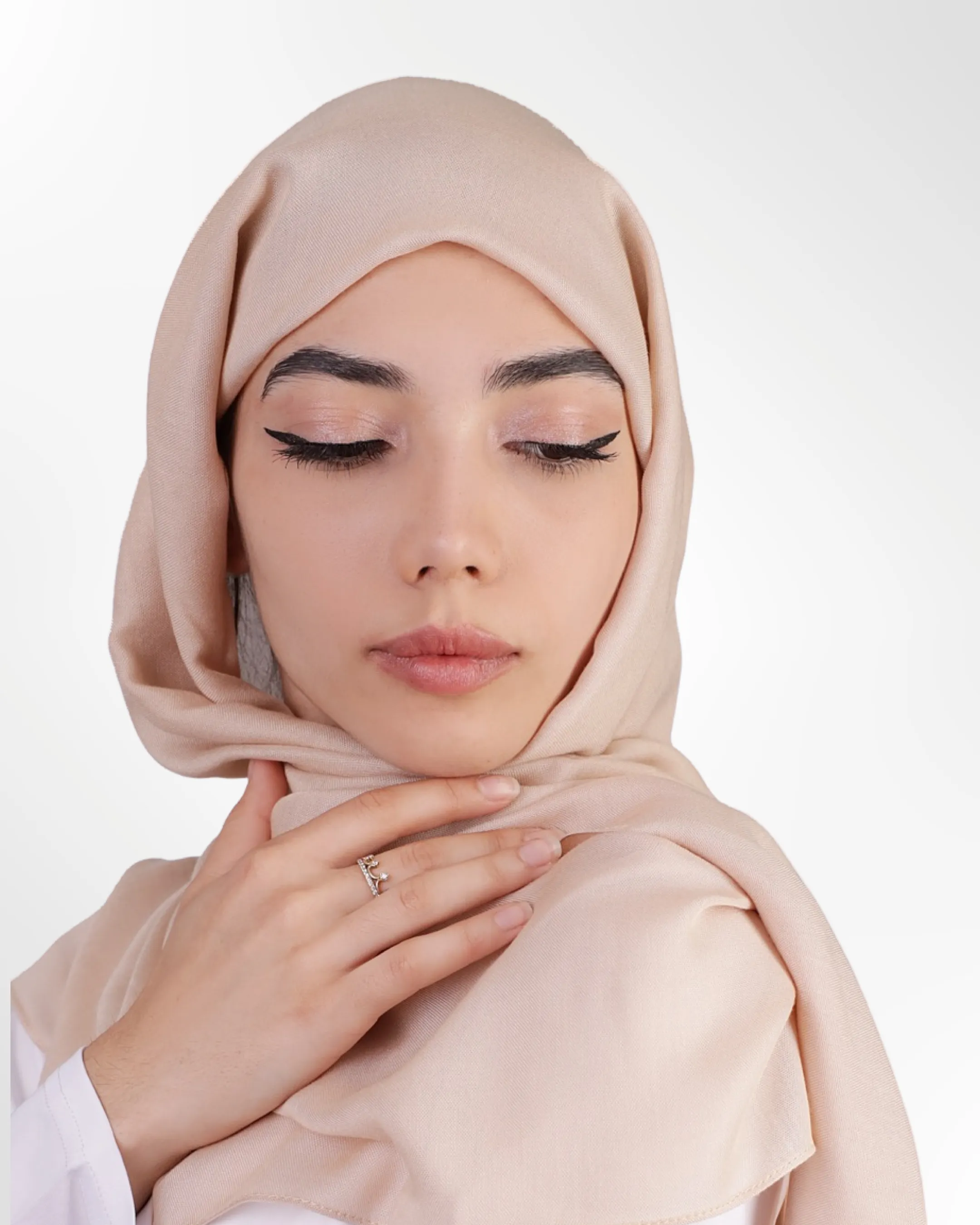 Premium Modal Hijab – Soft Amber